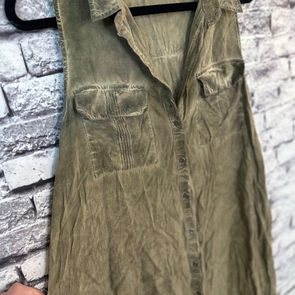 Umgee Dark Tan Rustic Sleeveless Button Up Tank Size M - Picture 8 of 8